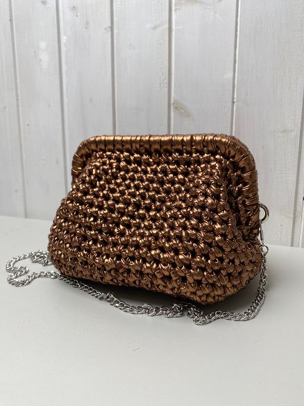 Borsa clutch uncinetto bronzo Anya