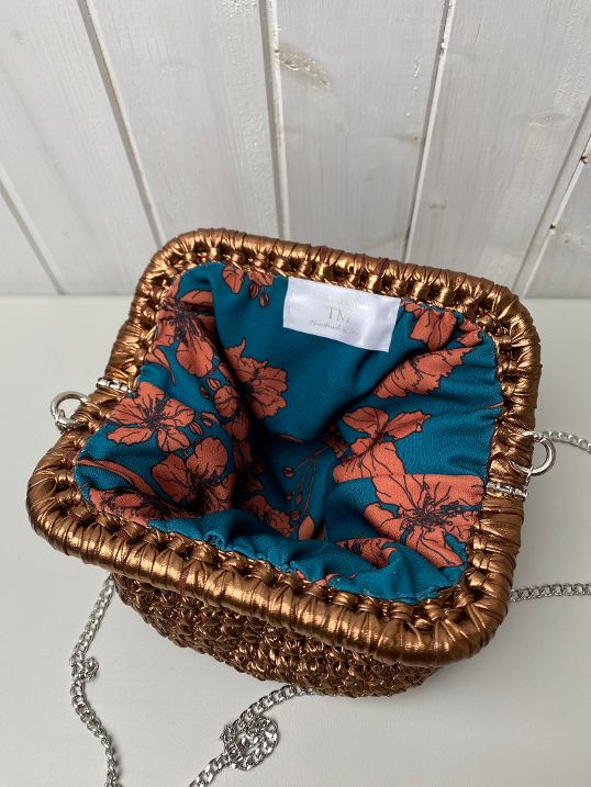 Borsa clutch uncinetto bronzo Anya