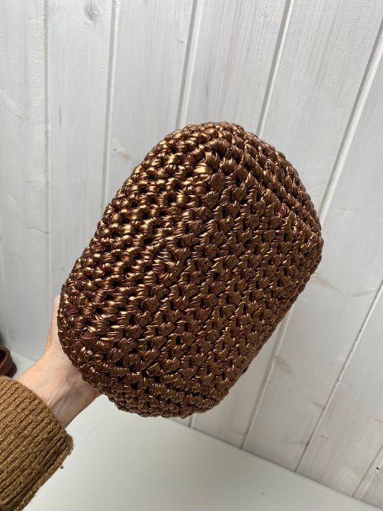 Borsa clutch uncinetto bronzo Anya