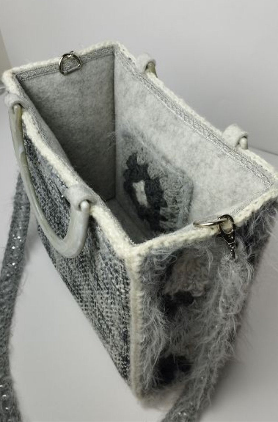 Borsa uncinetto a bauletto piccola Aurora lana interno